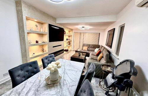 Double bedrooms In Spacious Home - Foto 31