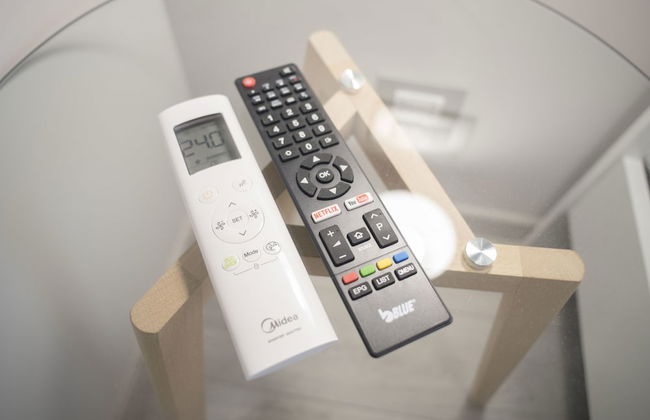 Winkler Suites - Photo 17