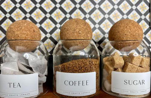 New studio apartment - minutes walk to Cathedral - Foto 16