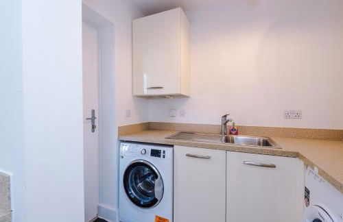 Hasting's House by YourStays - 3 Bedroom House in Stoke-on-Trent - Foto 52