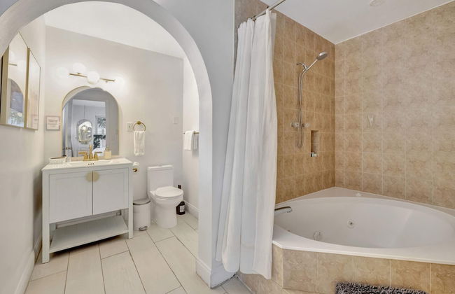 Poolside Paradise Dock & Pool! - Foto 24