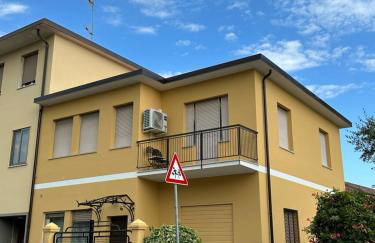 Appartamento vicino al mare con parcheggio - Foto 19