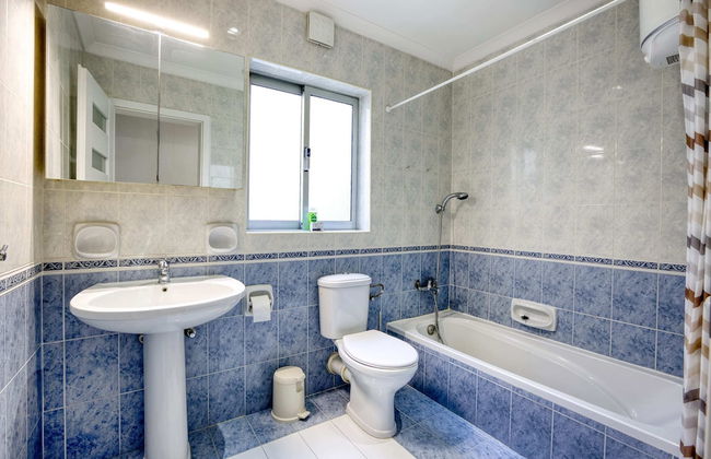 Seafront Apartment - Foto 23