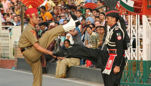 Visita à Fronteira de Wagah - Tour Privado de Meio Dia - Foto 2
