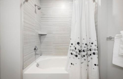 Global Luxury Suites East Boston - Foto 18