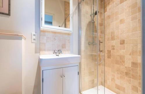 Grenadiers - Photo 25