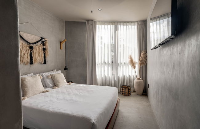 Esencia Villas - Photo 14