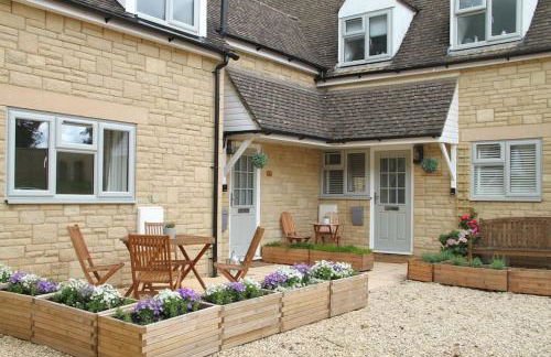 Peaceful Cotswolds Cottage - Stow-on-the-Wold, Owl Cottage - Photo 40