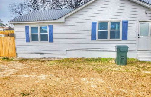 Family Retreat Prime Location in Decatur - Photo 31