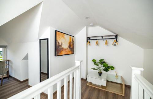 Modern 2-Bed Apartment - Near Train and Town - Parking Available - Foto 30