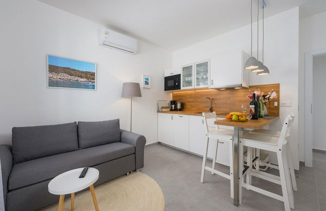 Attractive Apartment With Garden - Foto 7