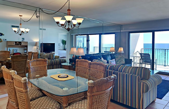 Emerald Towers by Southern Vacation Rentals - Foto 25