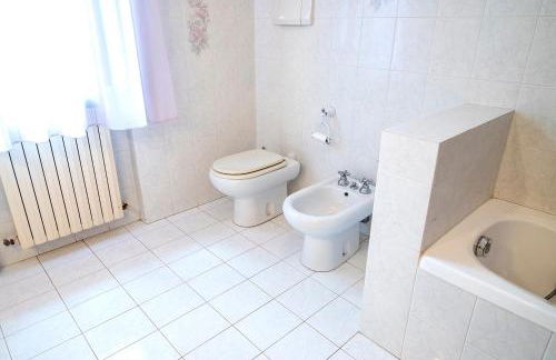 C012 - Camerano, bilocale con doppi servizi e giardino panoramico - Foto 26