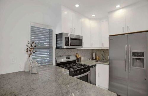 Beach Isles Modern Studio Apartment in Fort Lauderdale with Patio - Foto 11