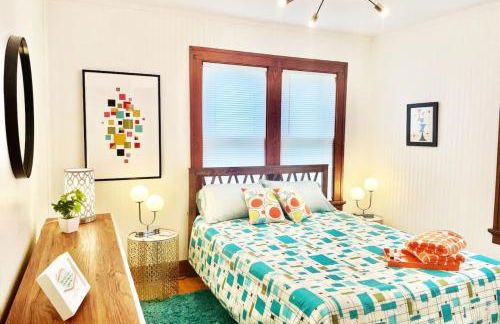 1960s Gem-Close to Downtown And In a Quiet Area - Photo 4