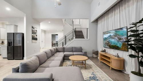 Modern and lux 4B House with Office 20 min to DT - Foto 3