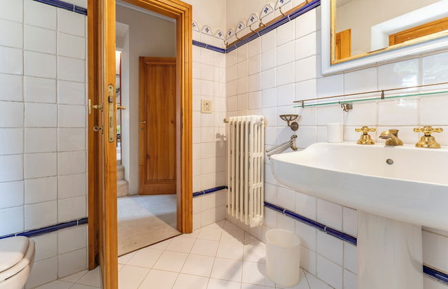 Villa Montegattoli With Panoramic Pool - Foto 27