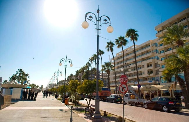 Private Roof Top Terrace Overlooking Pool in Pyla - Foto 20