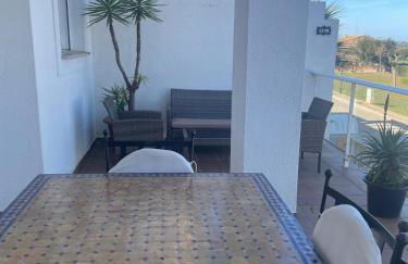Modern 2 bedroom apartment 5mins from golf course - Foto 19