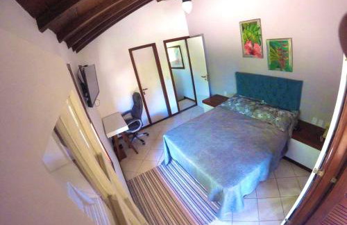 Búzios Praia da Ferradura Linda casa dentro de Condomínio com toda infraestrutura - água e luz inclusos na tarifa - Foto 43