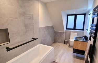 Brand New, Stunning Beachside House - Foto 24