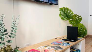 Appartement 42 m2 - 10 min gare - Fibre - Smart TV - Foto 3