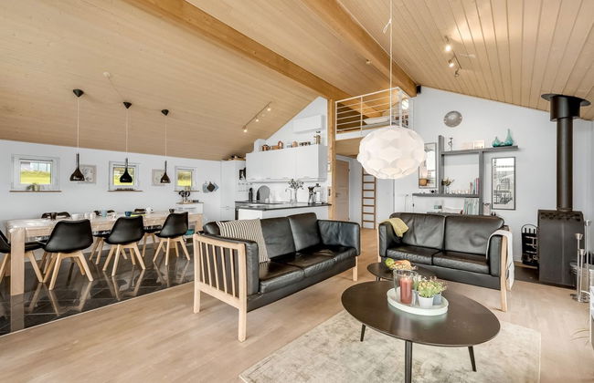 "Samuil" - 300m to the fjord - Foto 33