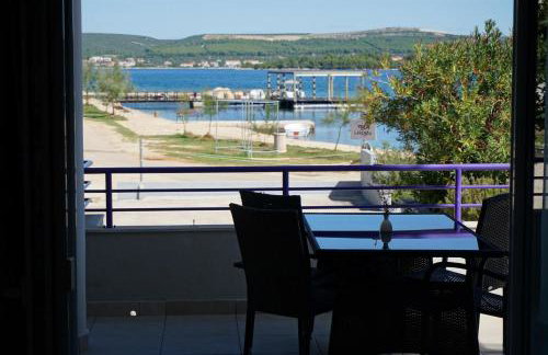 Villa Lavanda - family friendly, beachfront - Photo 64