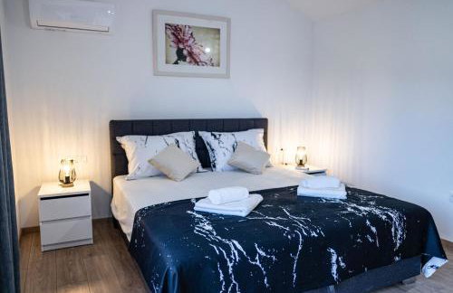 Holiday Home Vrkic with Hot Tub - Photo 25