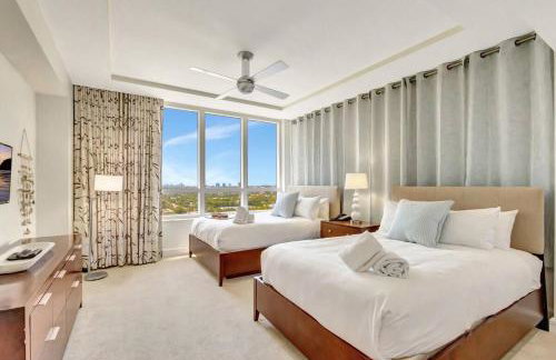 2B Beachfront condo! Pool! Games! 15 mins to PBI! - Foto 45