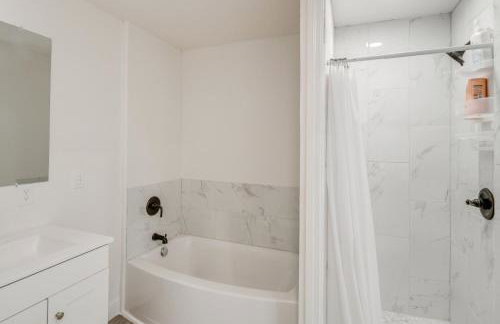 Balcony and Stunning Views Airy Apt in Idaho Falls - Foto 11