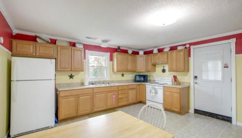 Walk to Nauvoo Temple Remodeled Family Apartment - Foto 2