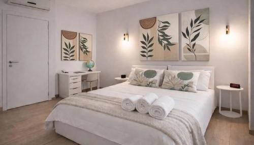 Attico Luminoso con Terrazzo e Parcheggio Gratuito - Foto 3, soundproof, furniture, towels, wardrobe, heating