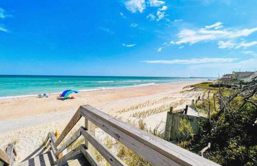 Ocean-View Pet-Friendly Beach Access Retreat - Photo 1