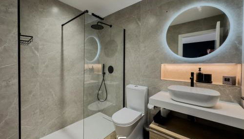 Pink Lake view Apartment - Foto 3, towels, Shower