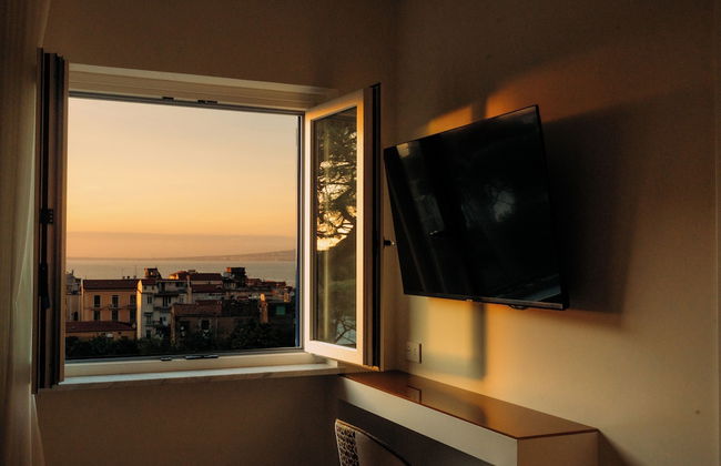 Mermaids' Dream Sorrento - Photo 60