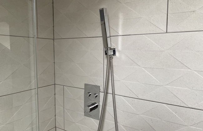 1 bed - Sleeps3 - Free Parking - 5 min to Centre - Foto 12