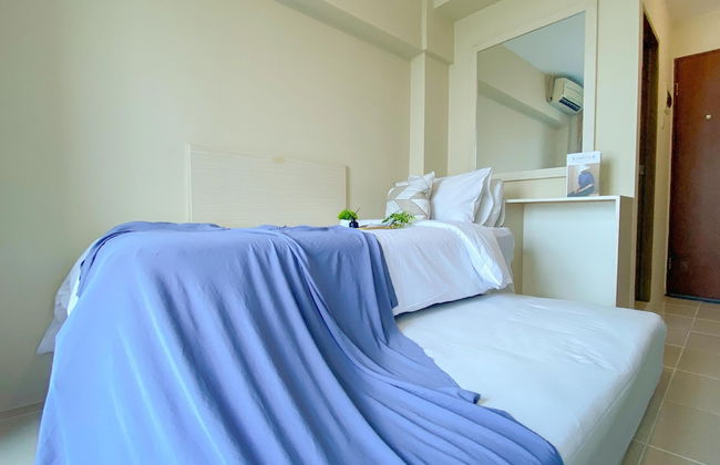 Homey And Best Place Studio Tifolia Apartment - Photo 12