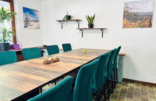 Das-Urlaubszuhause-fuer-Familien-Grossfamilien-Mehrfamilien-und-kleine-Gruppen-bis-zum-12-Personen-mit-vielen-Unterhaltungsmoeglichkeiten-im-Harz - Foto 11