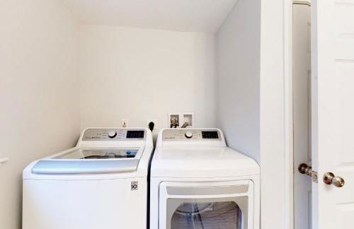 Lisa Lane - Photo 40