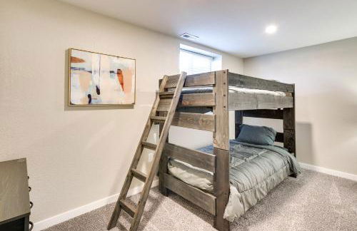 Quiet Pueblo Home with Pool Table, 5 Mi to Downtown! - Foto 25