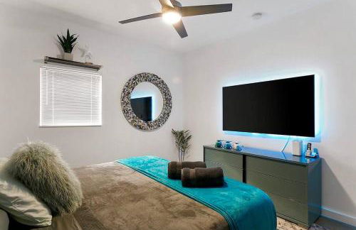 Luxury Mansion, Game Room, Pool, Rooftop, Skyline, Walk to Las Olas - Foto 25