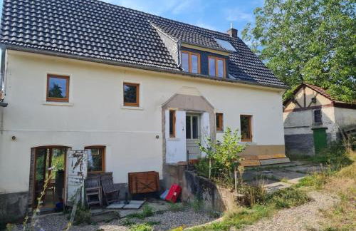 Naturnahes Wohnen in einem alten Haus mit Garten - Foto 42