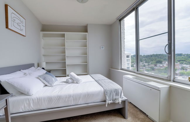 Restful Stay in DC Apartments - Photo 17