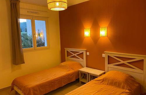 Appartement 2 chambres - Rez-de-jardin - Avec piscine - Foto 8