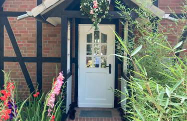 Haus am Teich - Foto 1