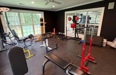 Lithonia 4 Bedroom Home with Private Pool Year Round Hot Tub and Pool Table Sleeps 10 Pet Friendly - Foto 15