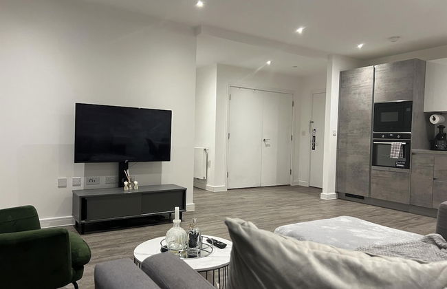 Riverside Retreat in Barking - Photo 20