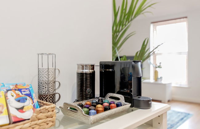 Spacious Apartment In The Heart Of Windsor - Photo 13