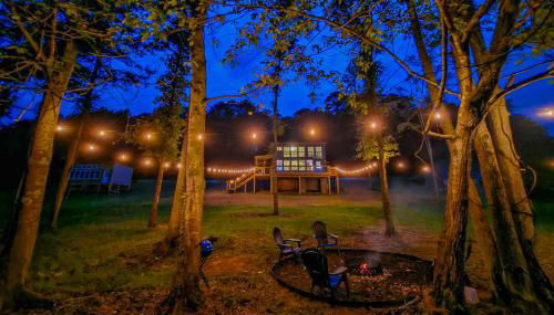 Family Fun! Riverside Home with Fire Pit - Foto 4